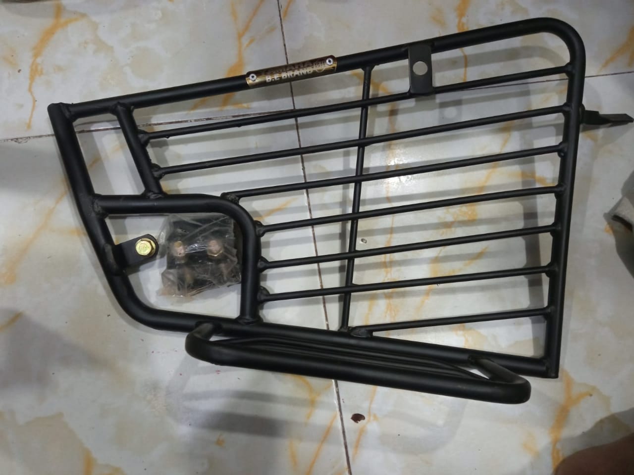 Yamaha FZS V4 & FZS V3 Deluxe Bike Full Saree Guard or Ladies Footrest Big Size. 