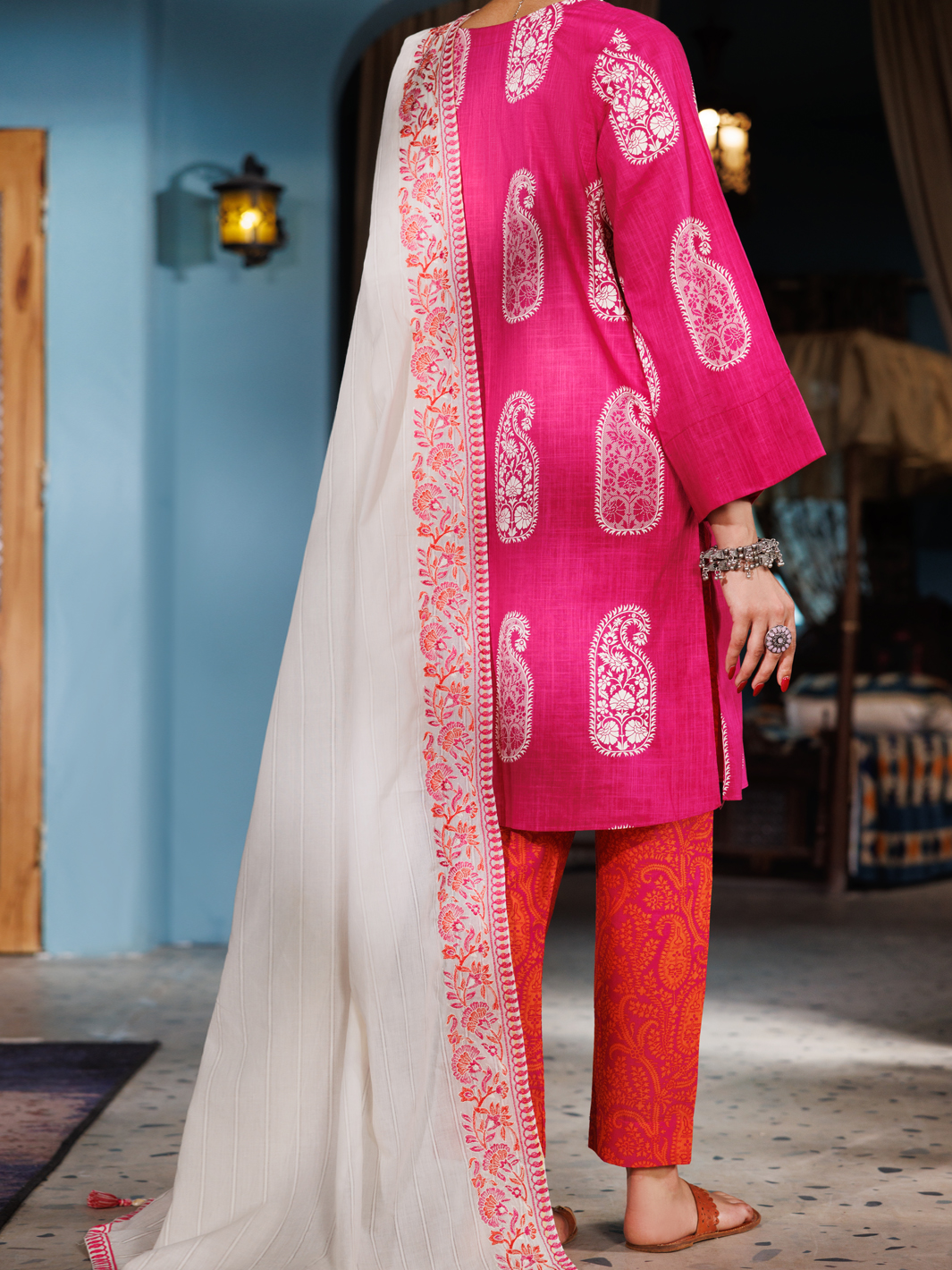 Almirah Women Stitched 3 Piece ALP-3PS-1920/S FB-1920A | Daraz.pk