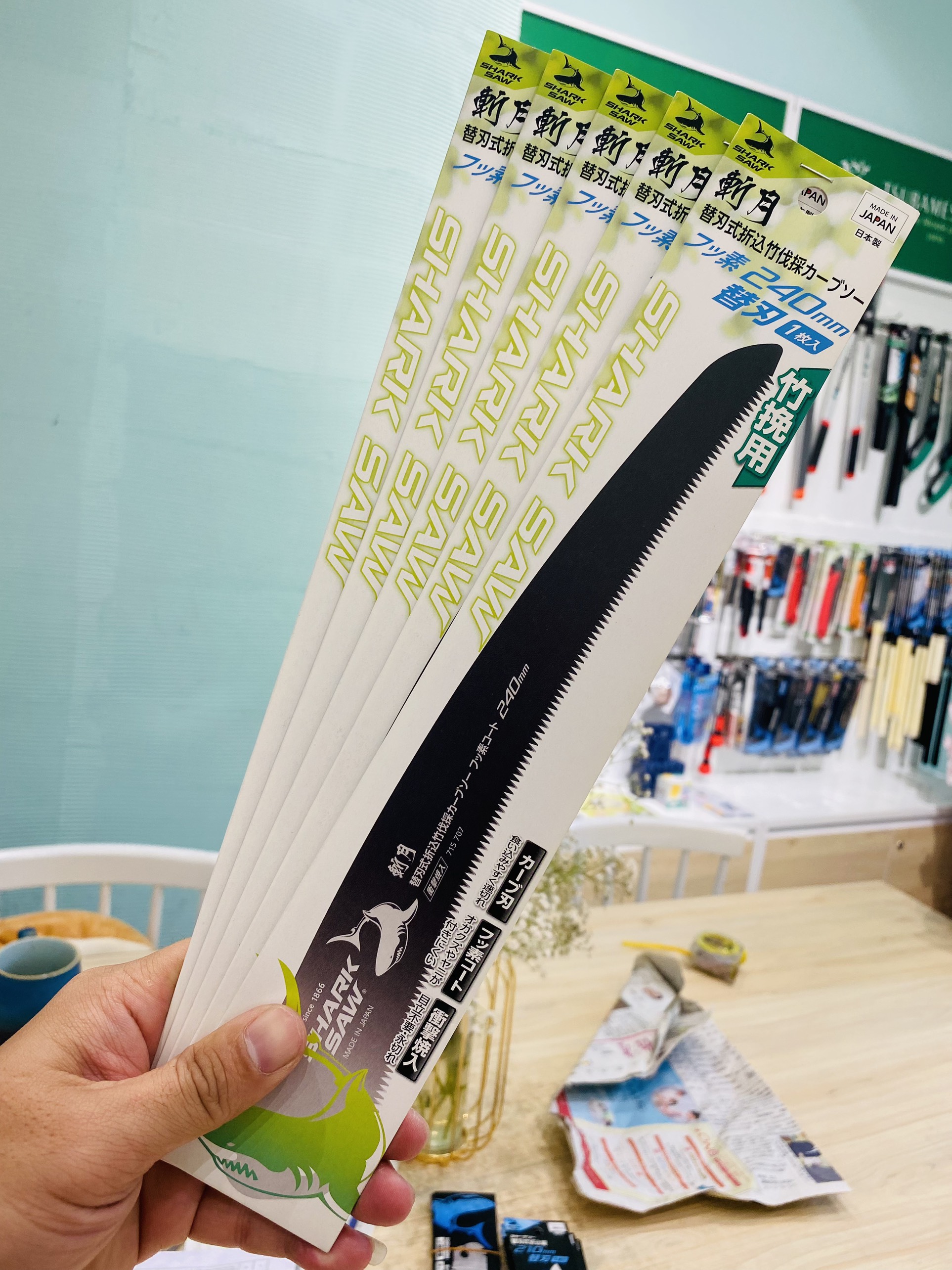 Cưa tre lưỡi cong takagi shark saw gấp gọn fc240b - phủ flo - chống dính mủ nhựa cây | lưỡi cưa đều mịn | thép cacbon sk-85 | có lưỡi cưa thay thế - tsubamesanjo japan shop
