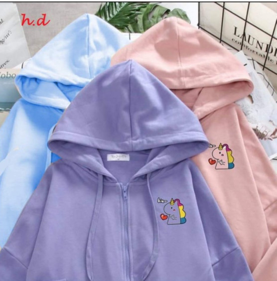 Áo khoá mũ ngựa thả tim HĐ11