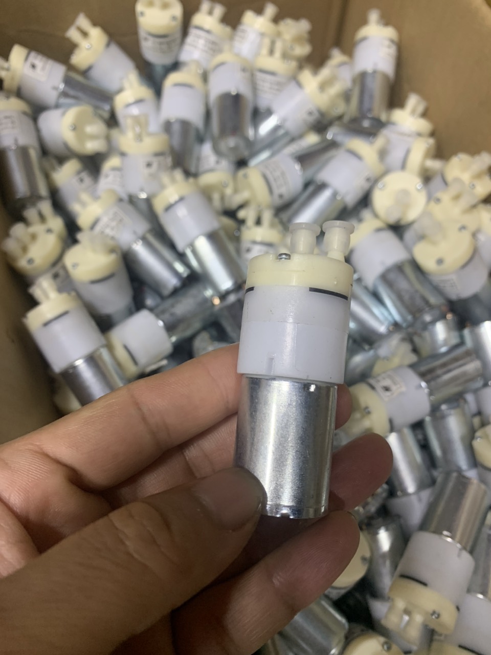 Bơm màng mini, bơm nước, thổi khí, hút chân không