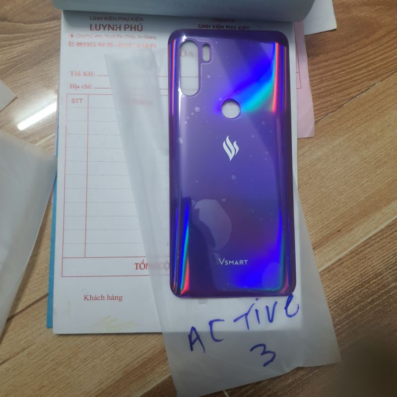 Nắp lưng vsmart active 3 bao test