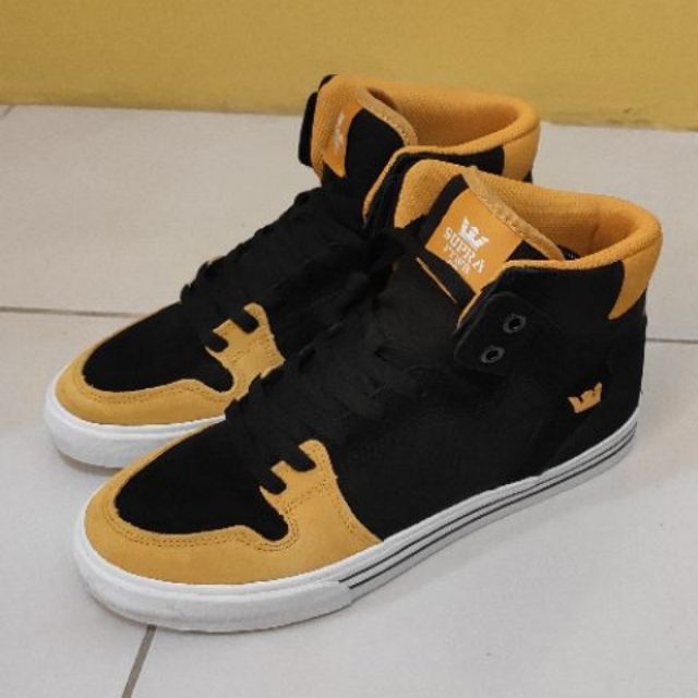 Gold supra shop high tops