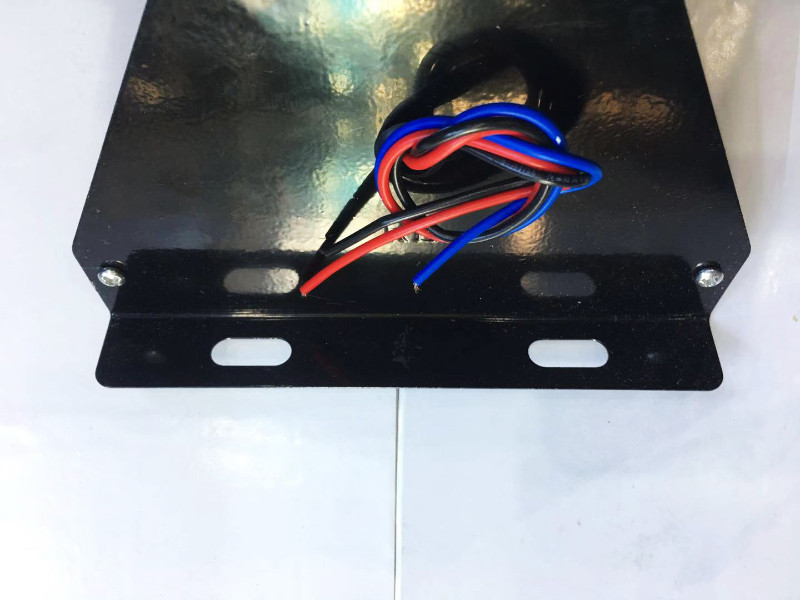 ĐÈN TAM GIÁC ĐỎ 24V