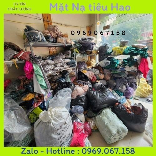 Váy quây spa chất liệu lụa cao cấp