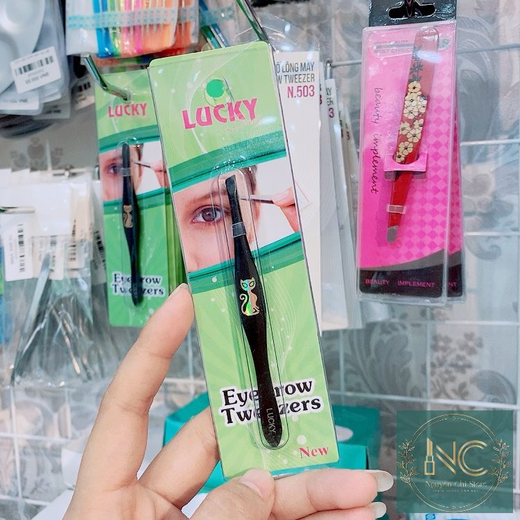 Nhíp Mèo Lucky