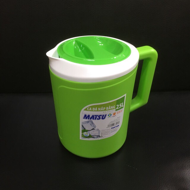 Ice pitcher 2.5 Liter Matsu Duy Tan plastics