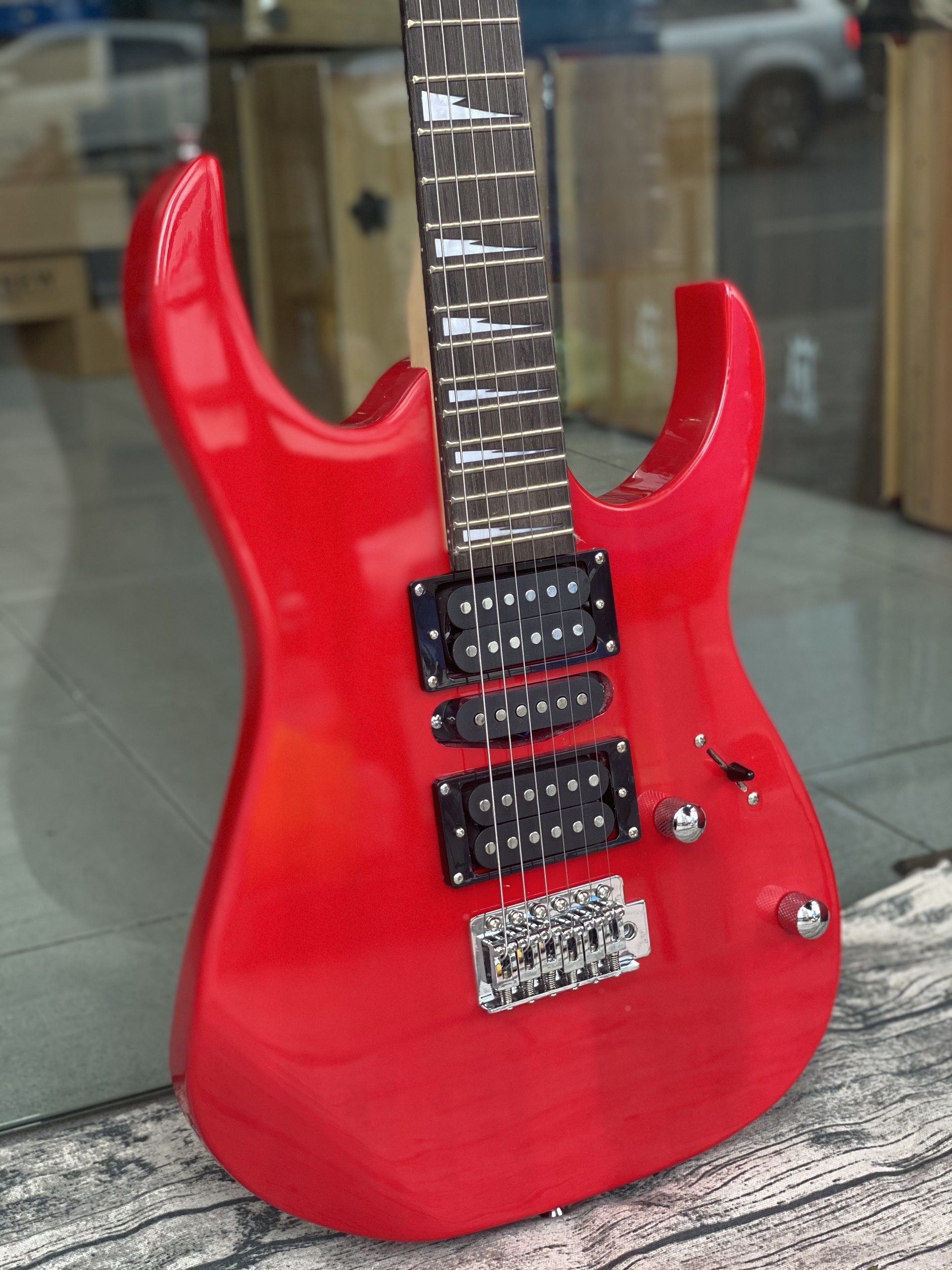Đàn Guitar điện 5 mobin Dallas