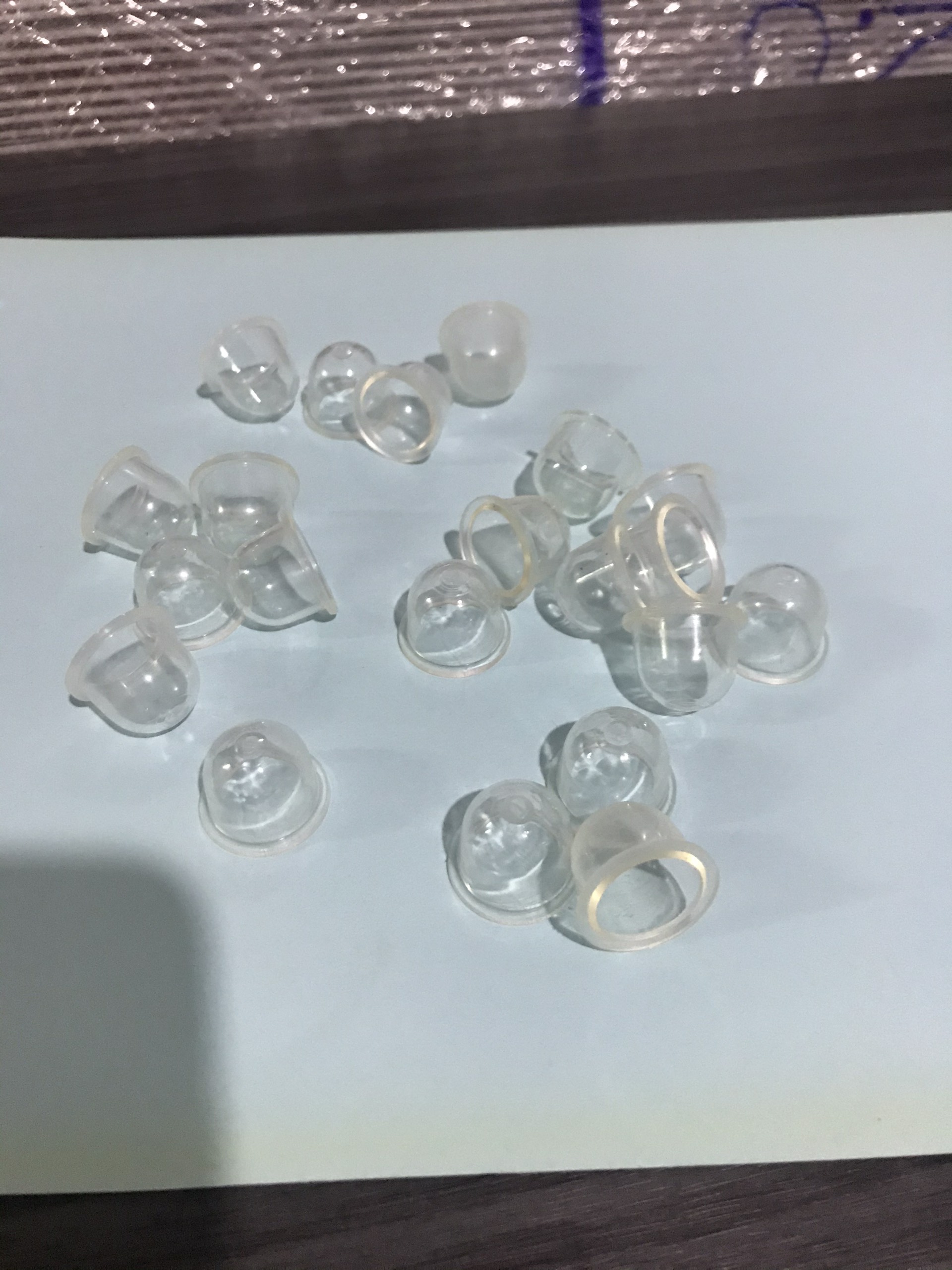 ( 5 CÁI) Vú bơm bình xăng con máy cắt cỏ./ Núm bơm xăng.