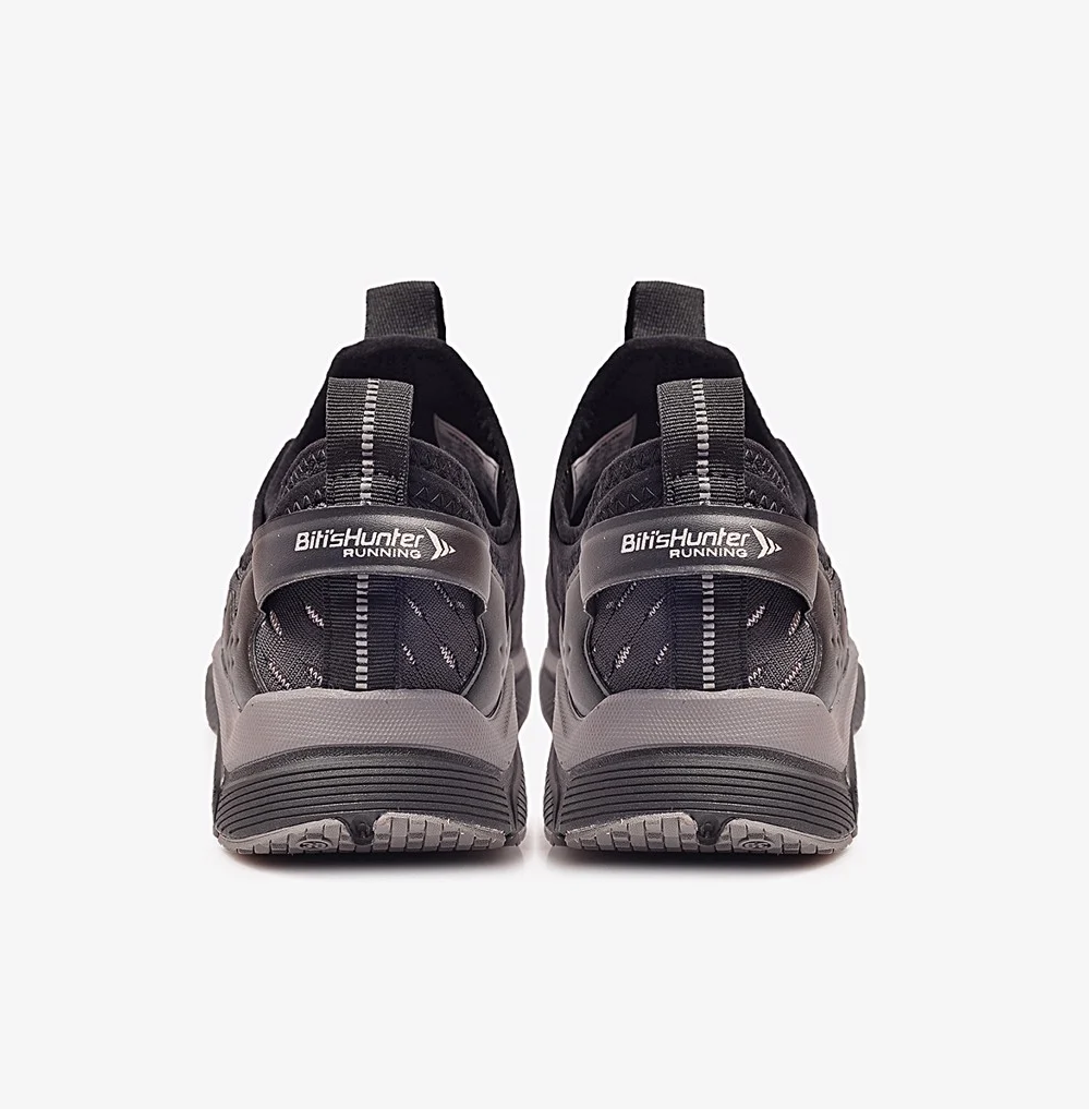 Giày Chạy Bộ Nữ Biti's Hunter Running Black DSWH08300DEN