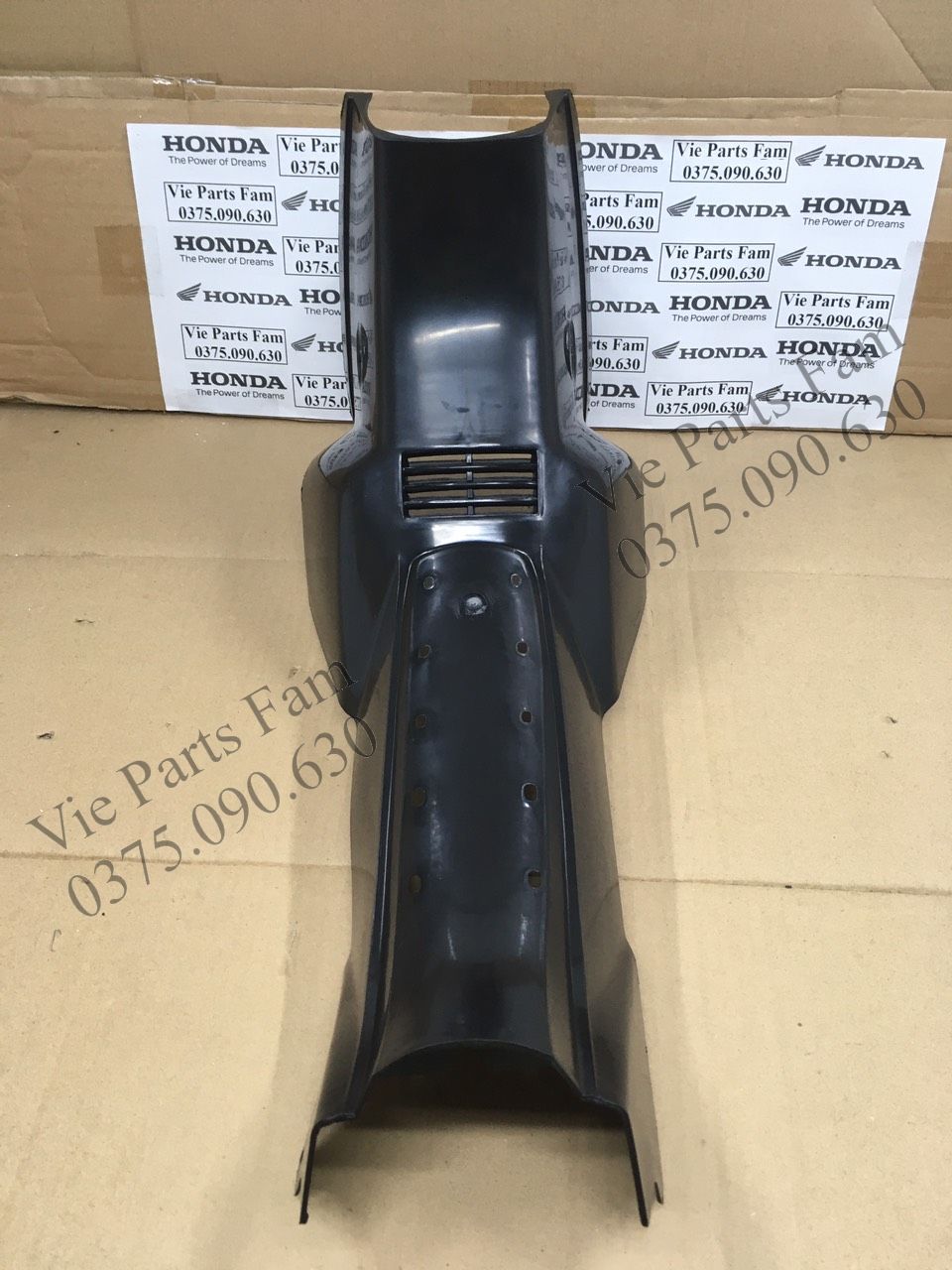 Yếm cắt xe Dream màu đen