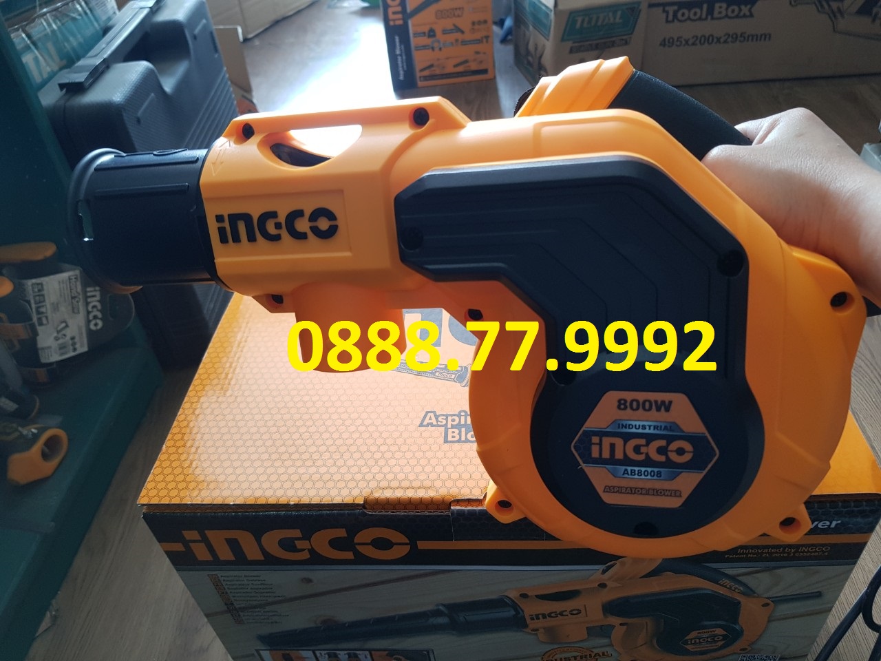 Máy thổi bụi 800W hiệu Ingco AB8008