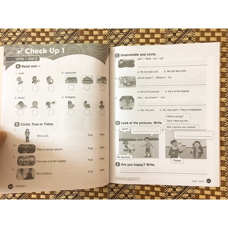 Everybody Up 2 bản 2nd edition