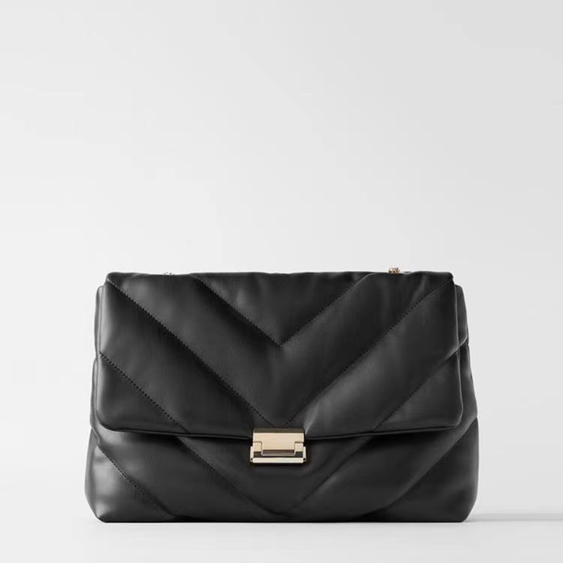 Zara túi xách đeo vai cỡ lớn đính đá phối dây xích thời trang nữ sành điệu