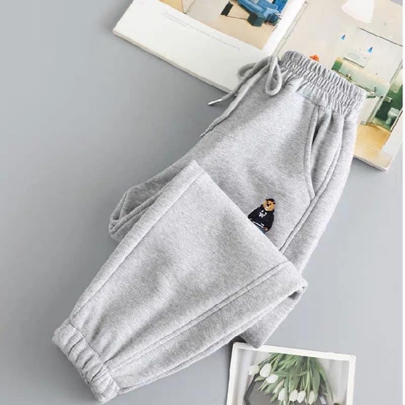 Quần Nỉ Ống Bo Chun Gấu Siêu Ấm