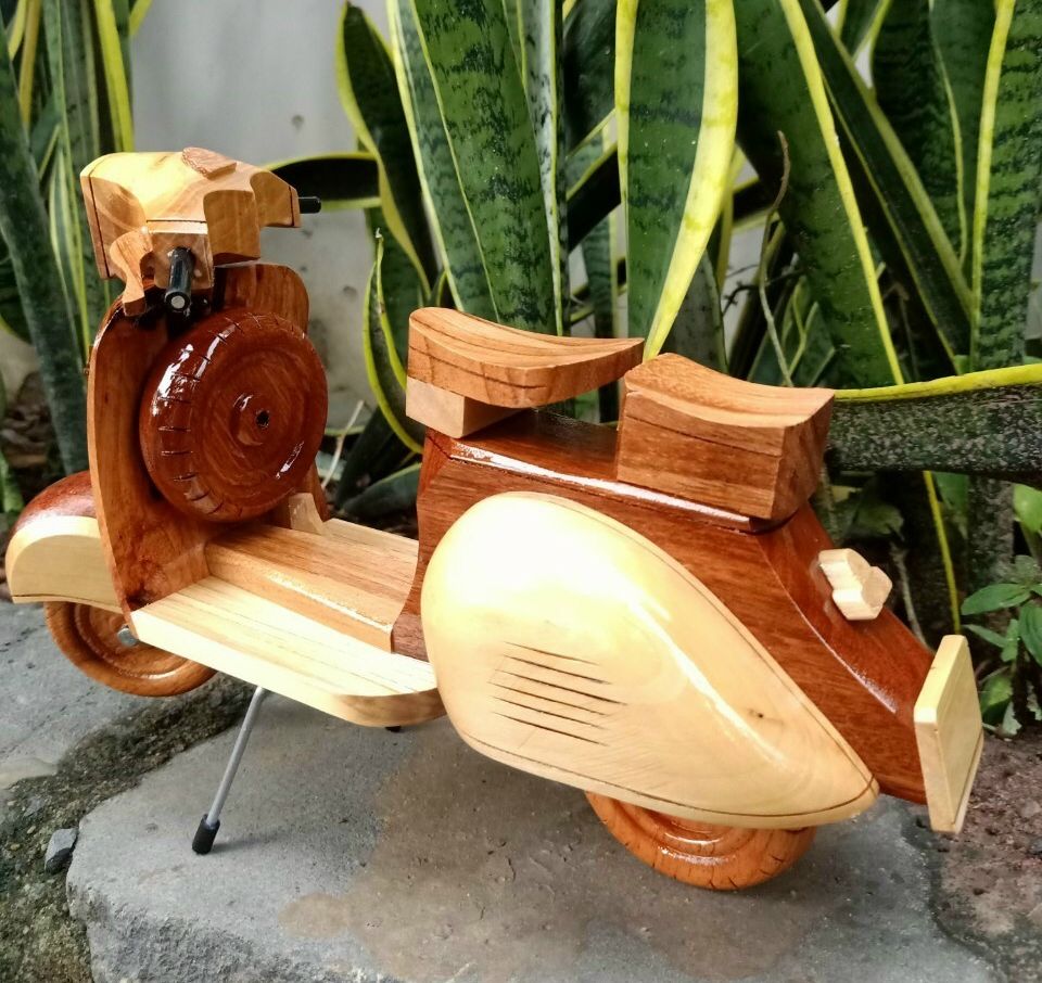 Xe vespa mô hình gỗ siêu đẹp - nhiều kích thước