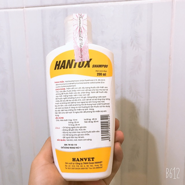 Hantox shampoo Sữa tắm trị ve rận chó mèo chai 200ml