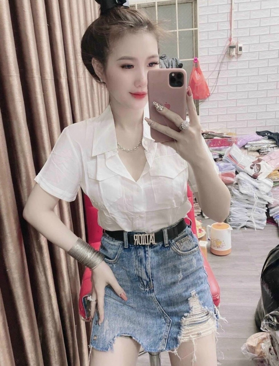 Áo sơ mi nữ tay ngắn 2 túi cực hot.