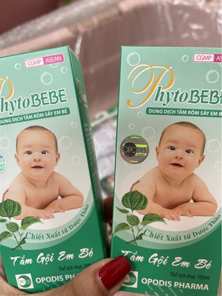 Sữa tắm gội thảo dược Phyto cho bé