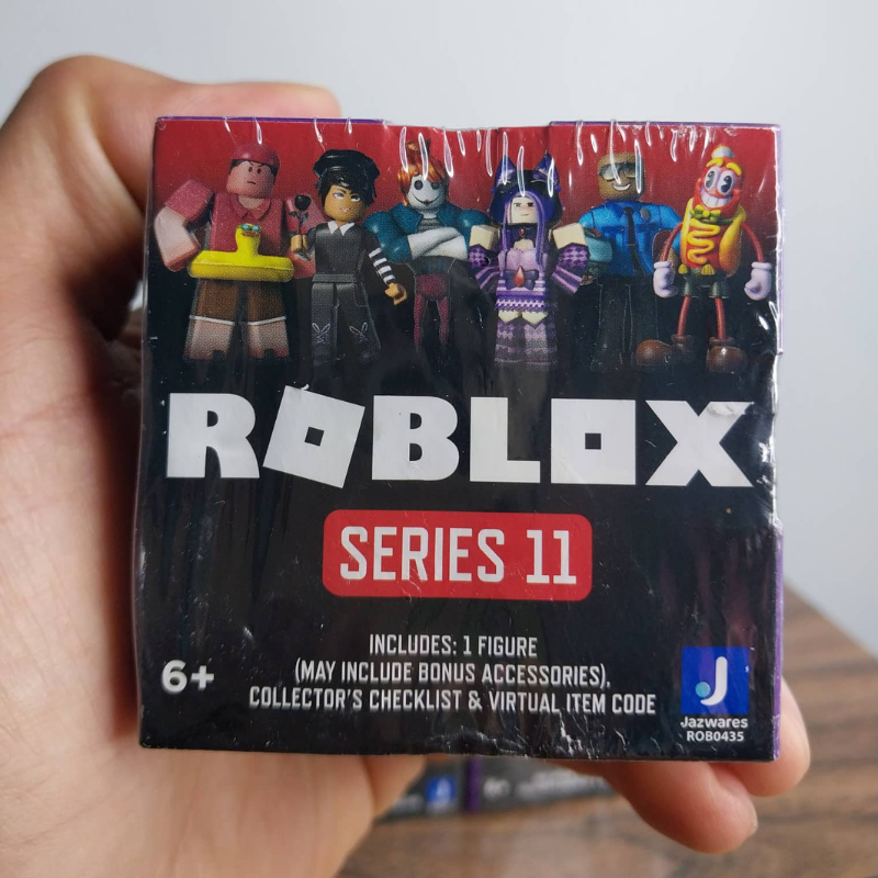 Roblox toy box series 11 chính hãng có code