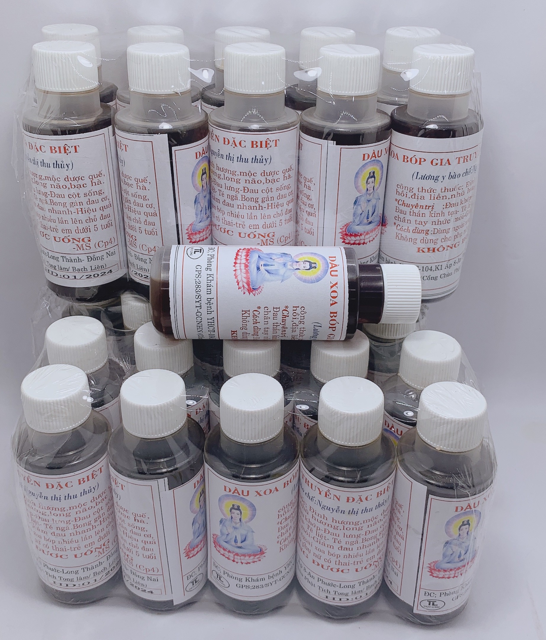 Dầu xoa bóp gia truyền phật quan âm 100ml