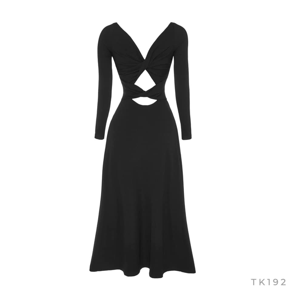 Đầm Body Tay Dài Cut Out Lưng Màu Đen