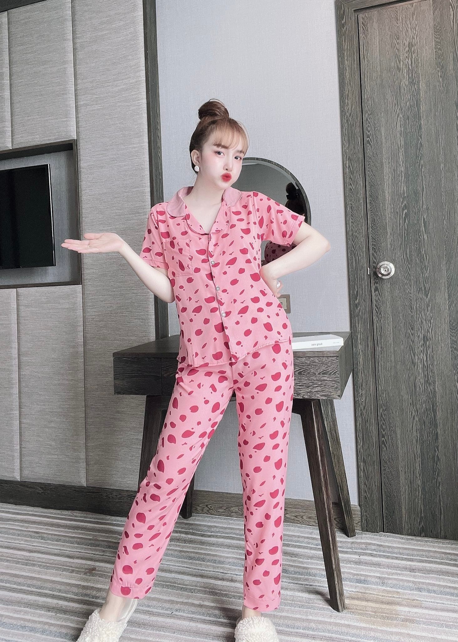 Đồ Bộ Lụa 100d Dài Kiểu Đốm Siu Xinh - Mẫu mặc sp thật