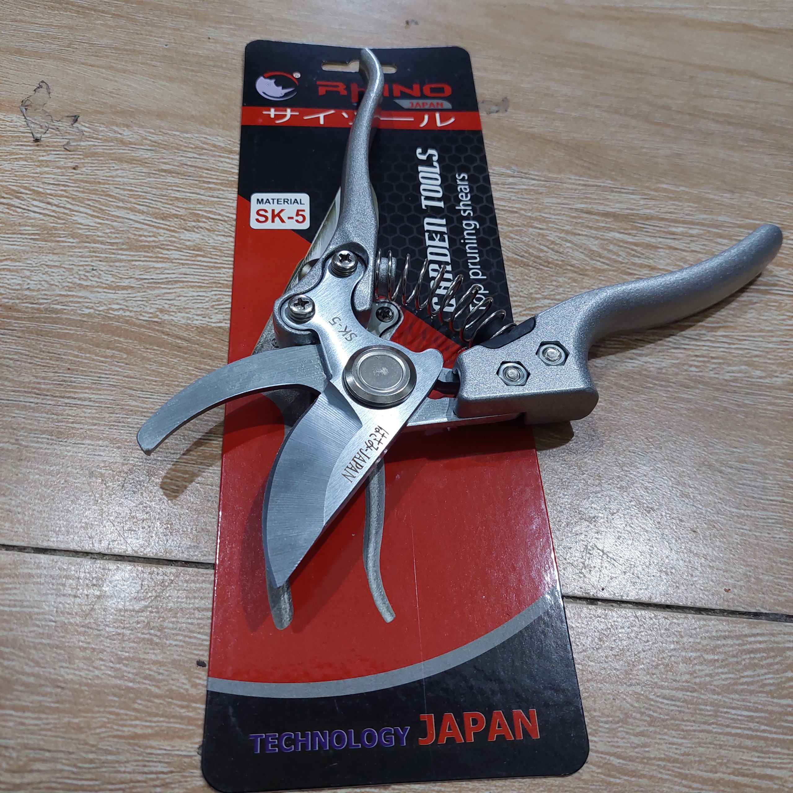 [HCM]Kéo cắt cành cắt cây kiểng RHINO made Japan rất chắc chắn