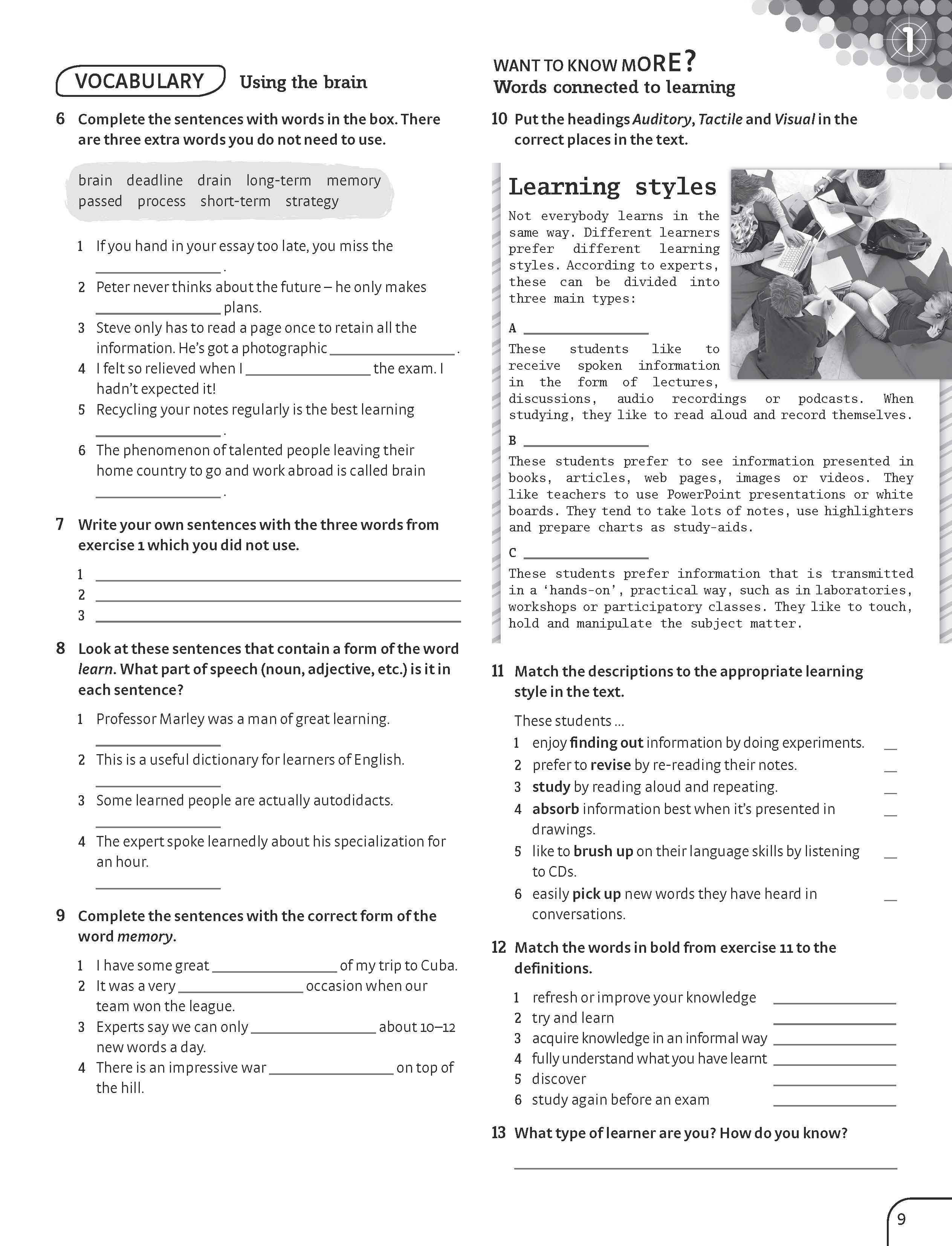 Sách - dtpbooks - Achievers B2 Workbook