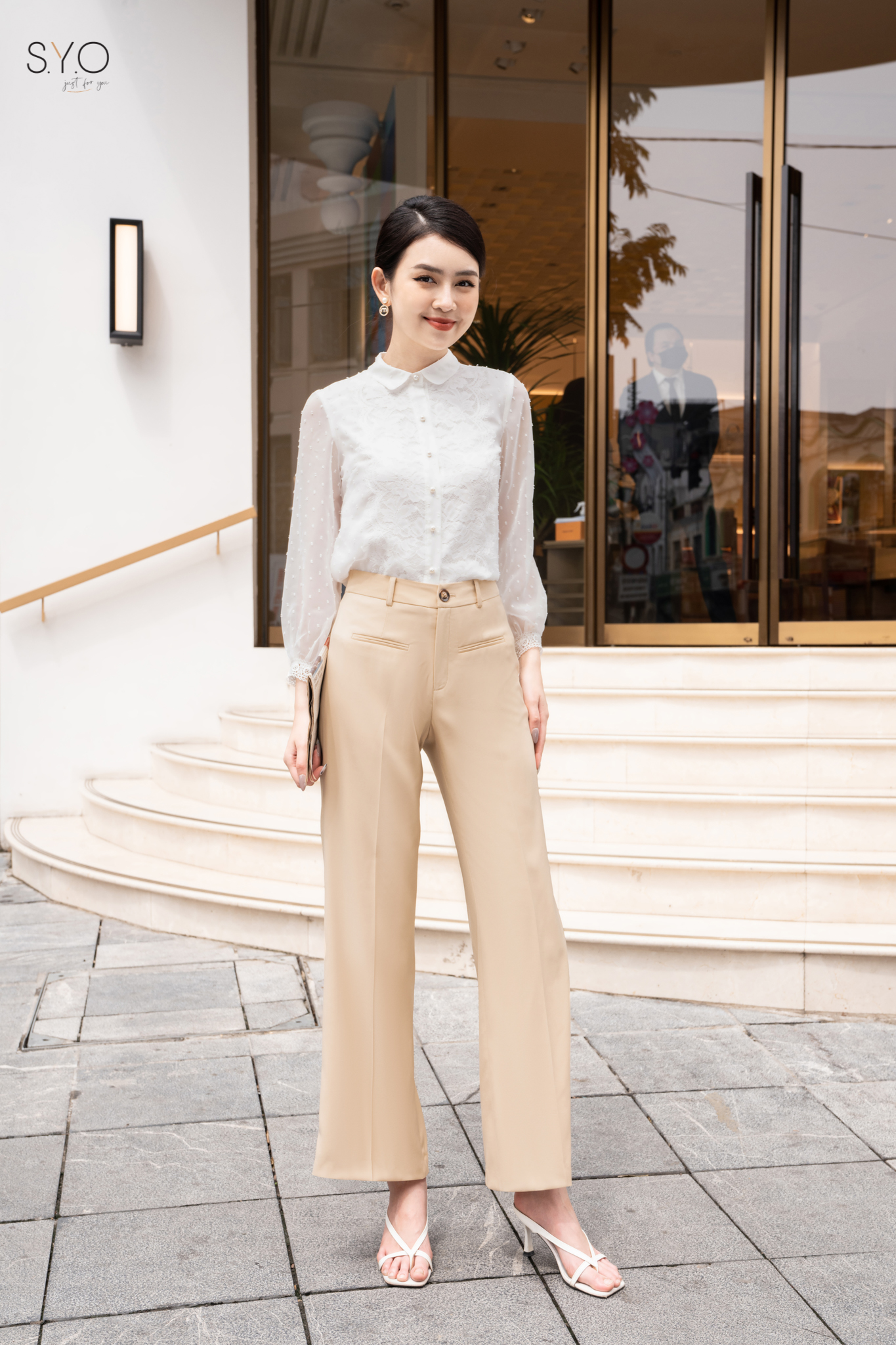 Áo sơ mi voan chấm phối ren A1012-22