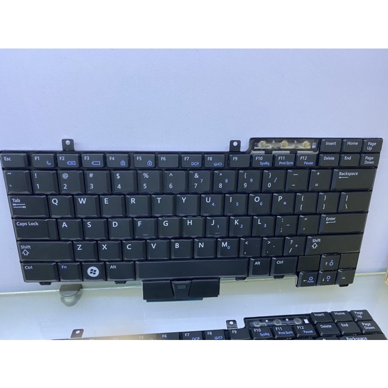 BÀN PHÍM DELL latitude E6400 E6510 E6410 E6500,E5500,M2400