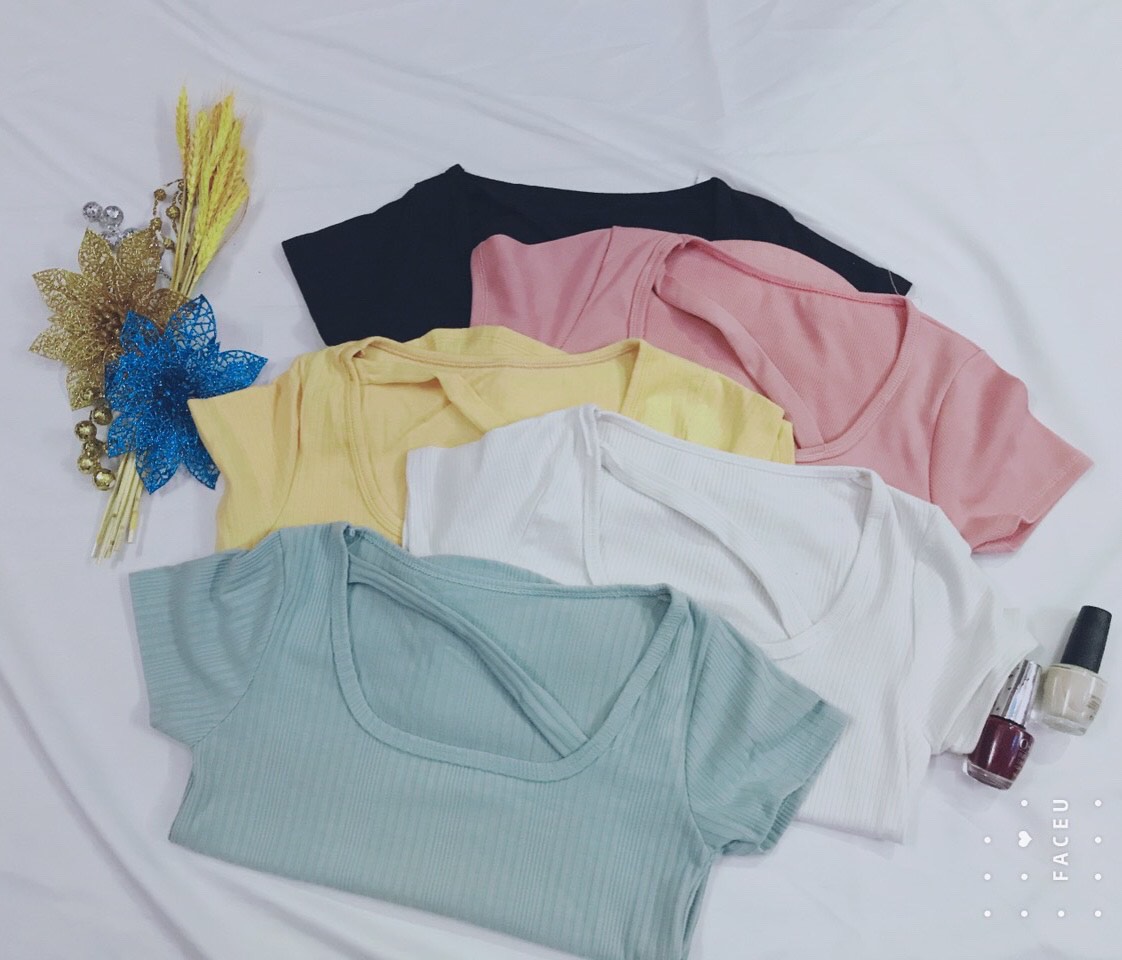 [HCM]Áo kiểu cổ vuông cực hot.