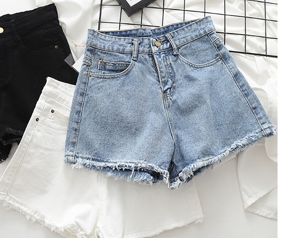 Quần short jean nữ MÀU ĐEN TRẮNG XANH TUA LAI VA K TUA 57