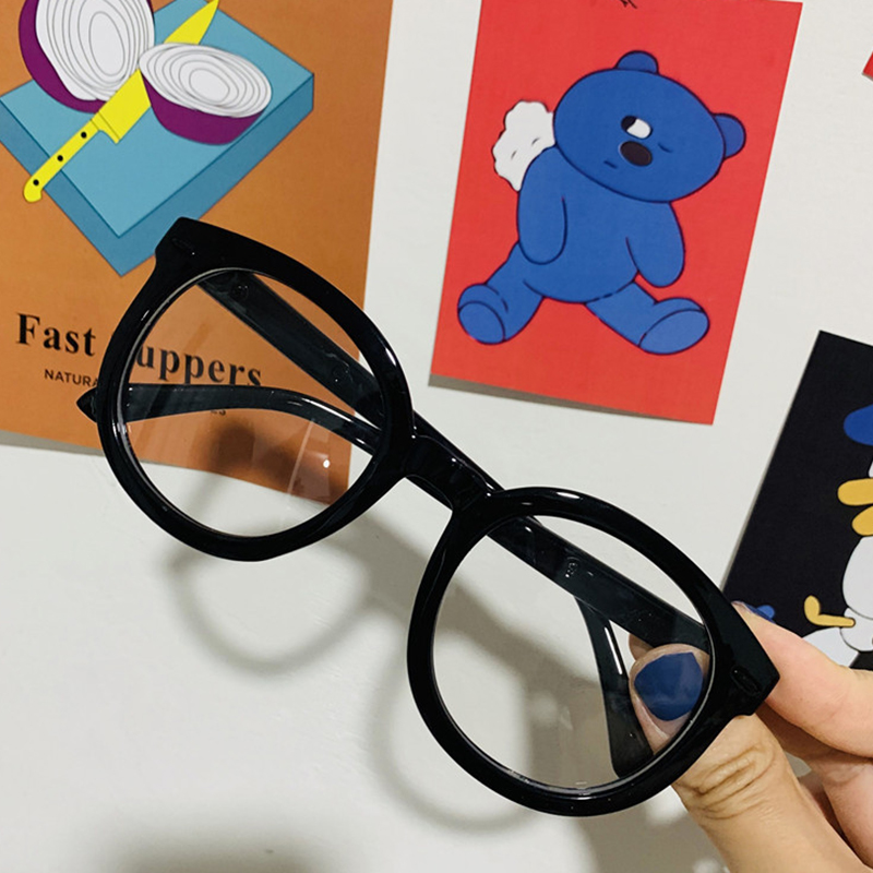 Mắt Kính Gọng Vuông Chữ V Thời Trang Hot Glasses