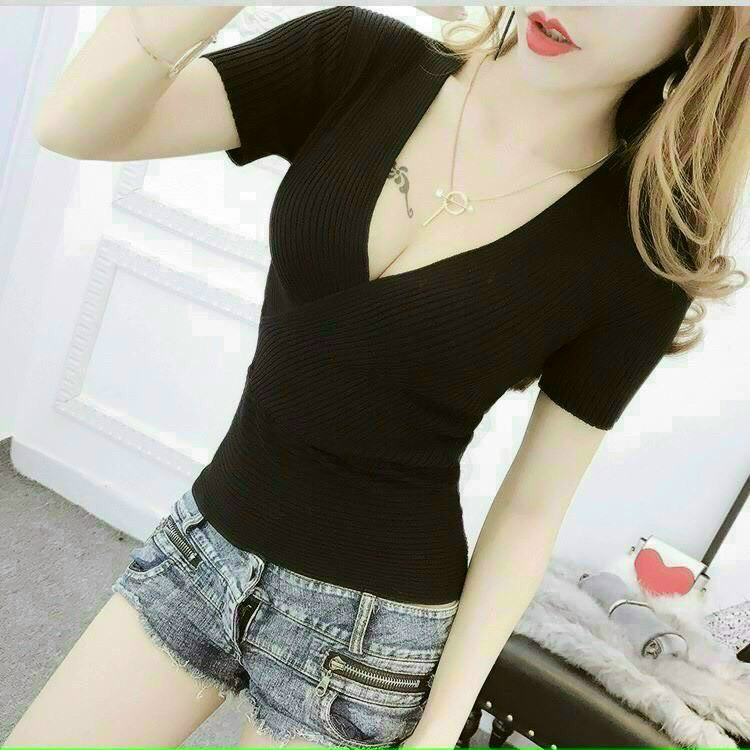 Áo thun gân cổ chéo chữ v tay ngắn xinh xắn ttvv0294