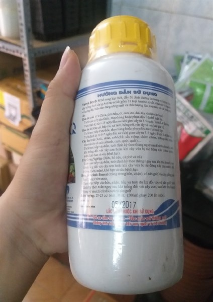 [HCM]Chế phẩm TERRA-SORB 4 ROOT phân bón ra rễ cực mạnh chai 01 lít