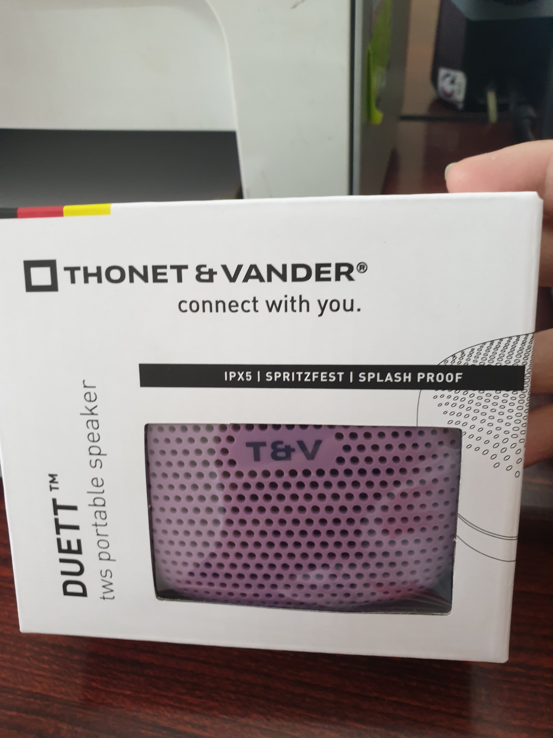 Loa Bluetooth Thonet Vander Duett