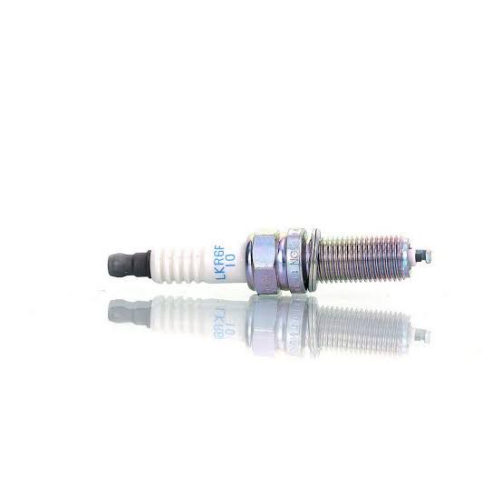 Spark Plug Suzuki Genuine Alto 660 cc LKR6F10. 