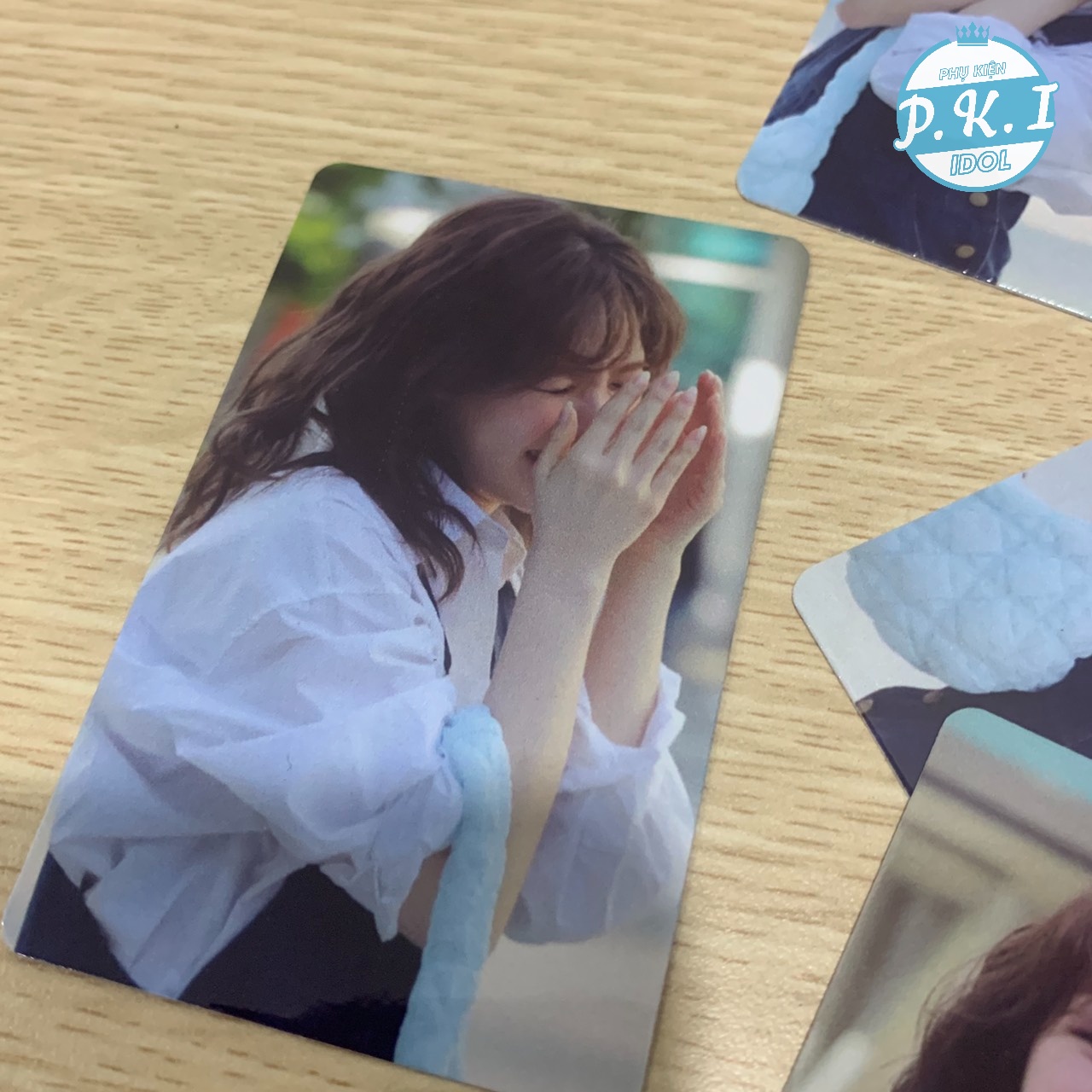 Bộ 9 Tấm Card Wendy Cười Tít Mắt Mới Nhất