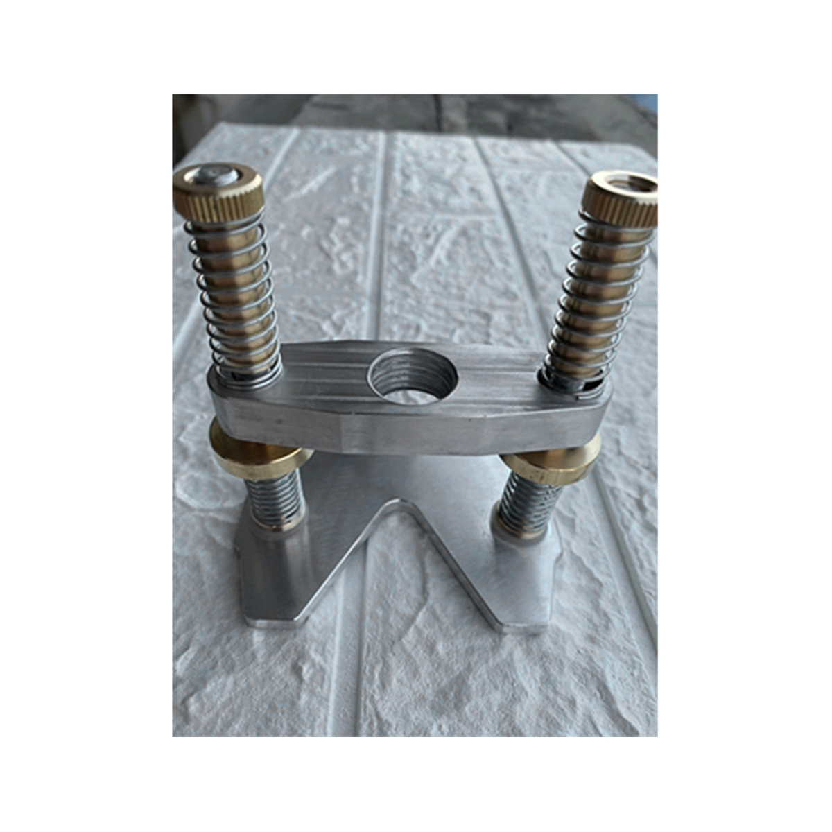 1 Piece Precision Router Base Sound Hole Circular Hole Tool Guitar Luthier Tool (C)