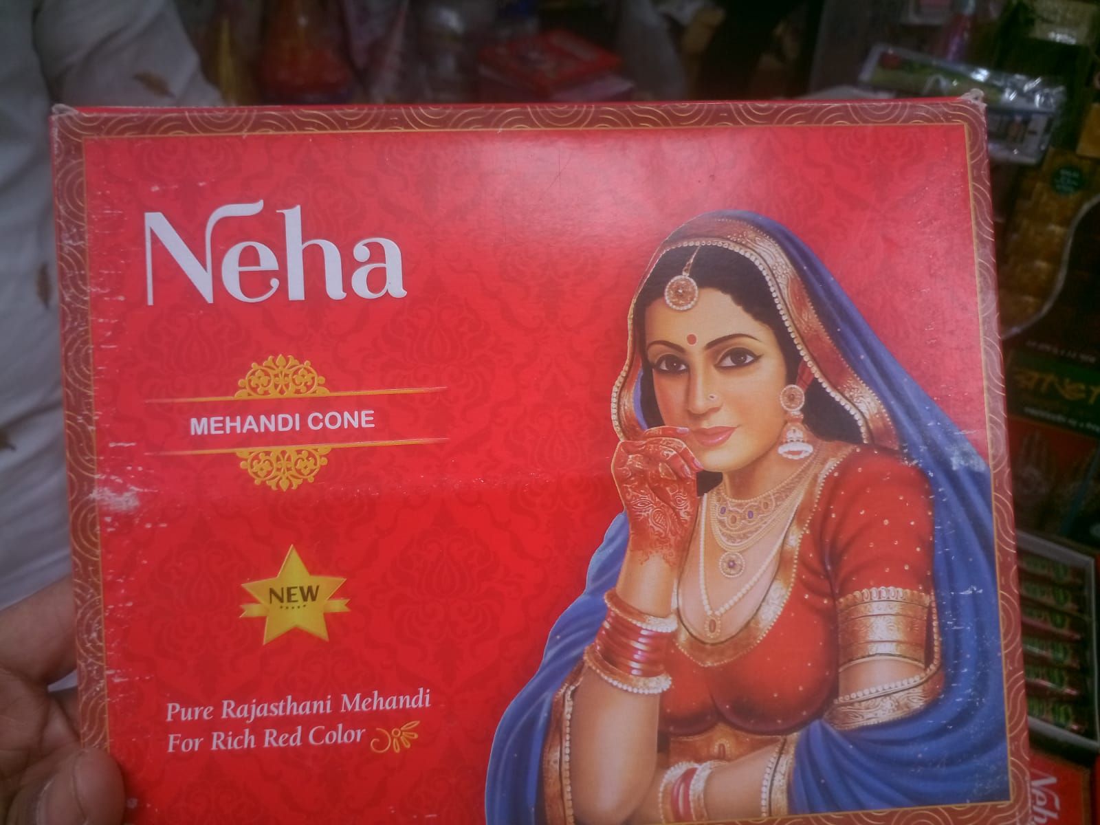 2 Pieces Neha red color mehedi cones -2 pieces. 
