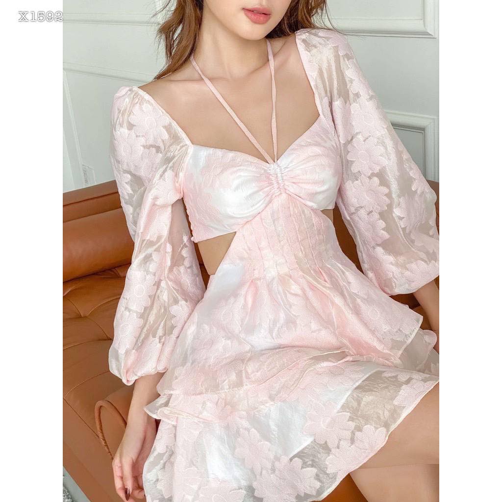 ĐẦM HOA NỔI CỔ YẾM KHOÉT EO