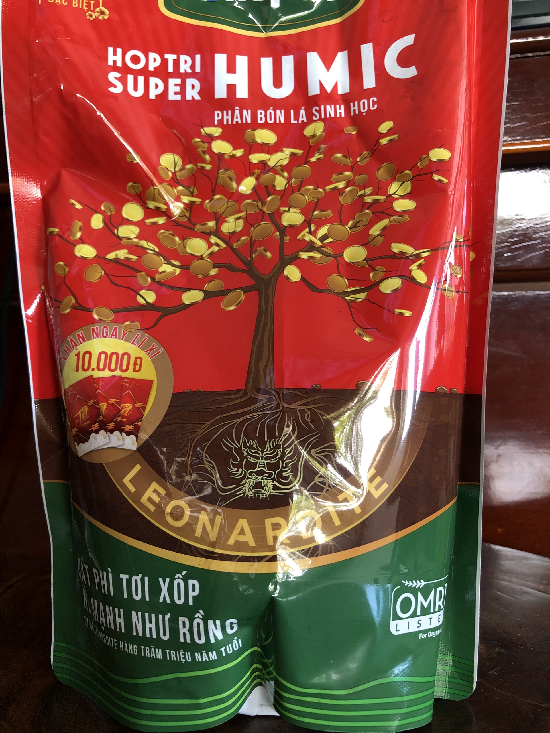 Super Humic - 1 Kg ( phân bón) , hàng thường không lì xì