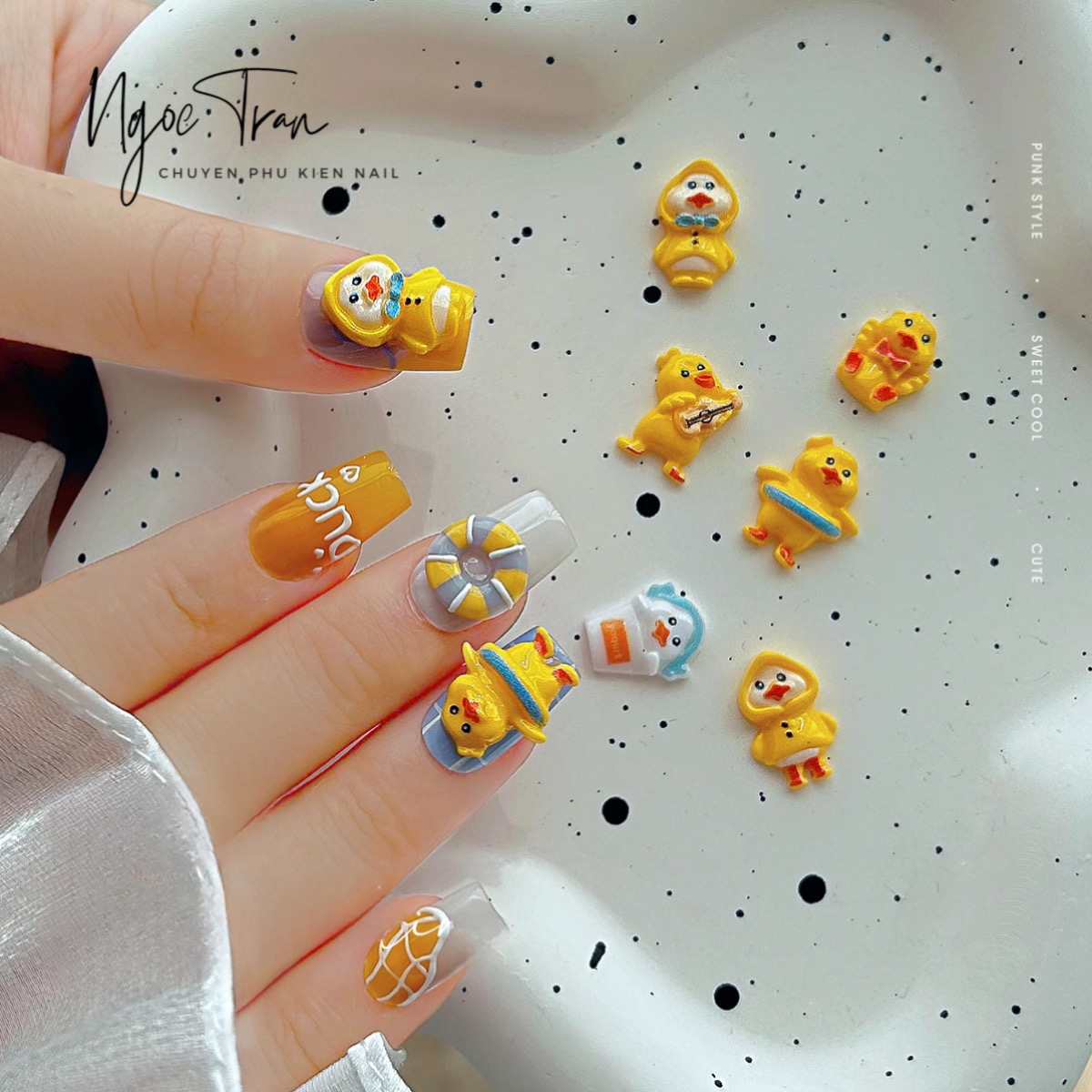 Charm Hoạt Hình Vịt Vàng Đáng Yêu Trang Trí Móng
