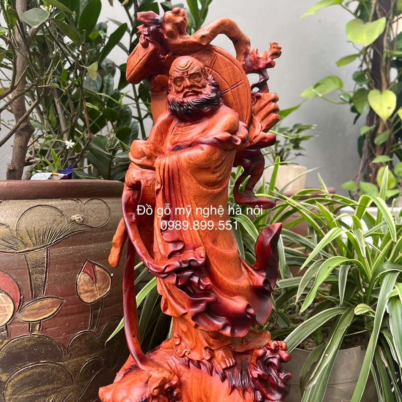 Tượng đạt ma sư tổ gỗ hương cao 40cm
