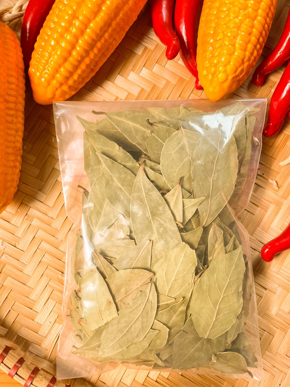 LÁ NGUYỆT QUẾ (LÁ THƠM) 50GR