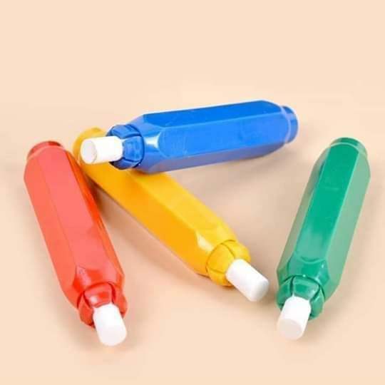 Bút kẹp phấn viết bảng nam châm