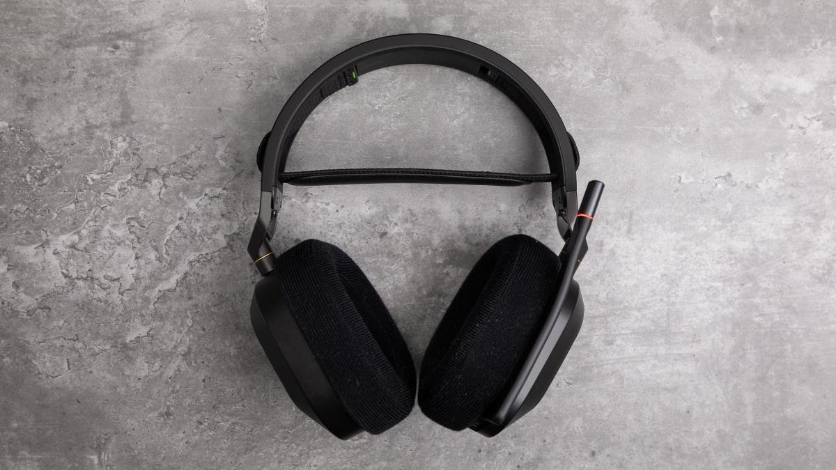 Tai nghe Corsair HS80 RGB Wireless (Hàng chính hãng, bảo hành 12 tháng)
