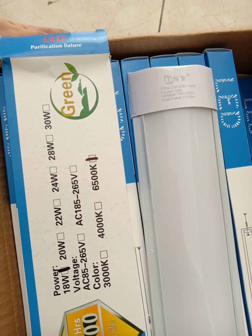 ĐÈN LED TUÝP BÁN NGUYỆT  1m2 36W