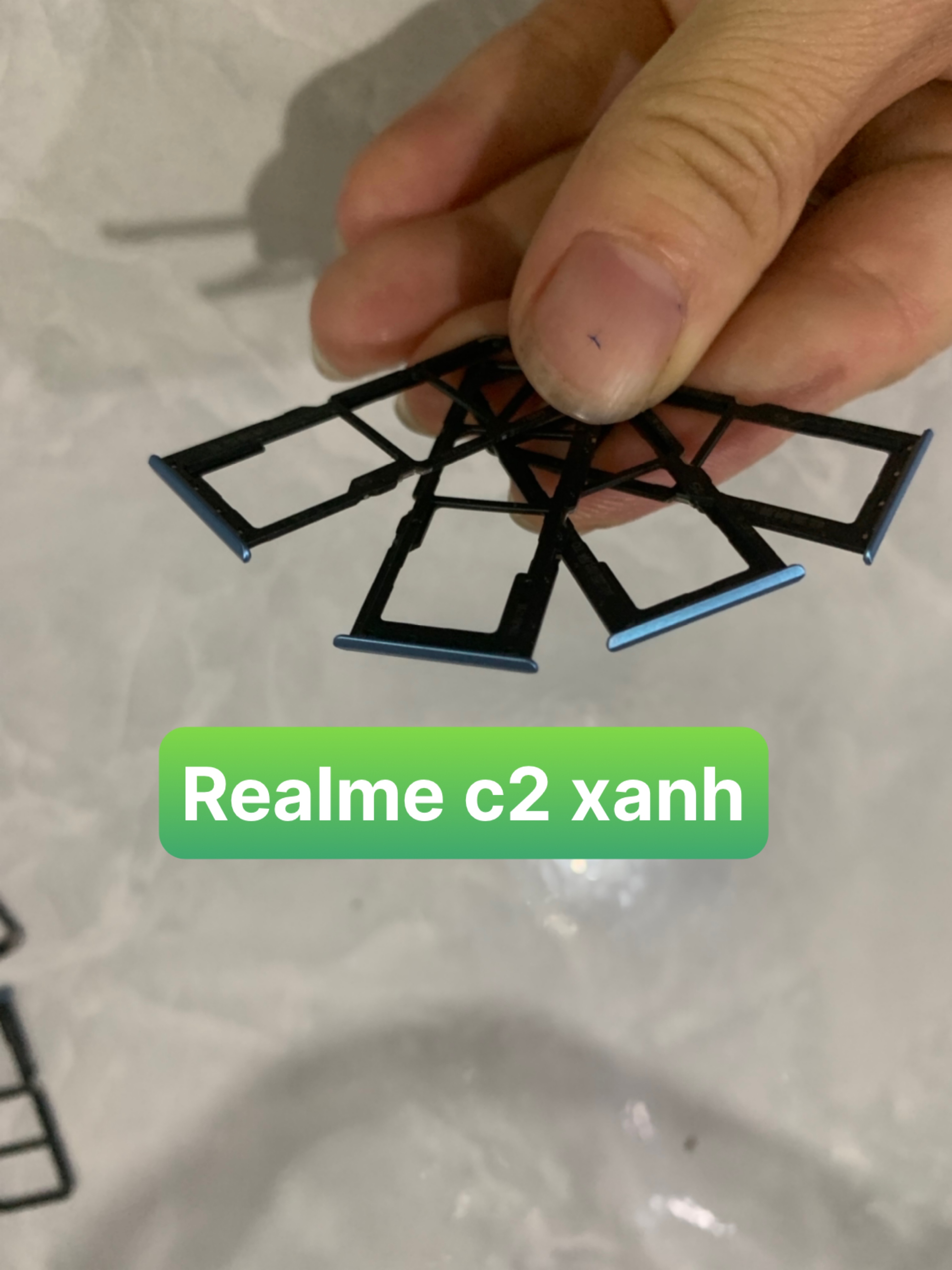 khay sim zin realme c2